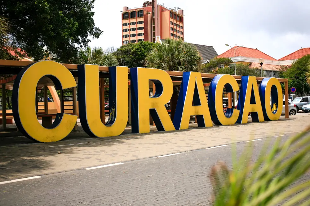 Schriftzug "Curacao"